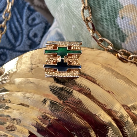 Parri’s Firenze Italy Gold Shell clutch - Picture 2 of 3